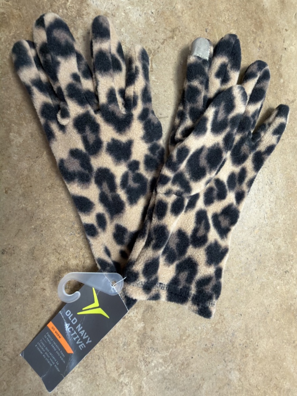 NEW Old Navy Go-Warm Performance Fleece Text-Friendly Gloves Animal Print LG/XL